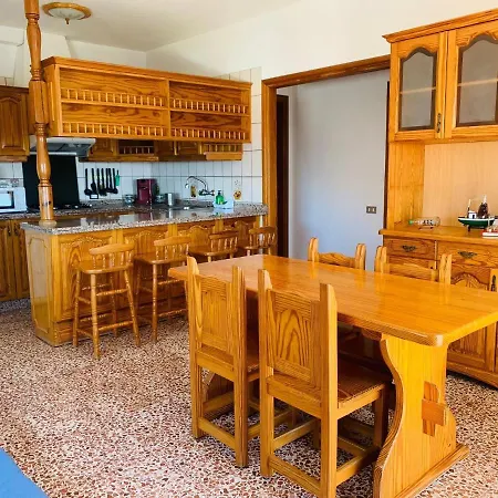 Abrigos Apartment, 2 Bedrooms. Amazing Sunset * Los Abrigos